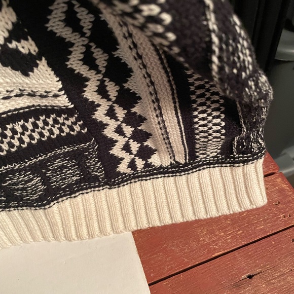 3X - CHAPS “Maine Cabin” Sweater - Picture 4 of 9